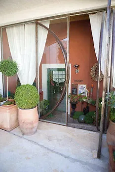 La Villa Blanche Marseille Bed & Breakfast